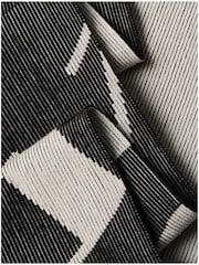 Calvin Klein Graphic Logo Scarf - Bild 2 von 3