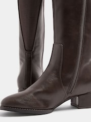 Yours Curve Brown Extra Wide Fit Block Heel Knee High Boots - Image 2 of 3