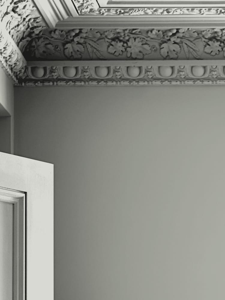 Laura Ashley Sage Leaf Green Matte Emulsion Paint - Image 2 of 4