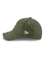 New Era® New York Yankees Essential 9FORTY 100% Cotton Cap - Image 5 of 6