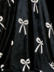 Fusion Black Bows Fleece Throw - Image 2 of 5