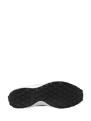 Серый/белый - Кроссовки из вафельного деминола Nike - Изображение 4 из 4