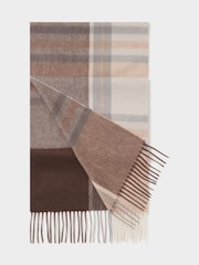 مربعات لون طبيعي - Osprey London The Skye Wool & Cashmere Blend Scarf - صورة 3 من 5