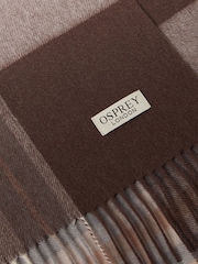 مربعات لون طبيعي - Osprey London The Skye Wool & Cashmere Blend Scarf - صورة 4 من 5