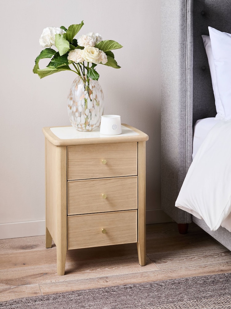 Light Natural Clementine Oak Veneer 3 Drawer Bedside Table - Image 2 of 8