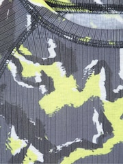 Mountain Warehouse Green Talus Printed Quick Dry Kids Baselayer Top & Thermals Set - Image 8 of 9