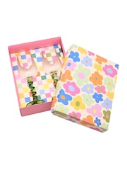Widdop Green Pair Of Wine Glasses With Wiggle Stems Giftbox - Image 7 of 8