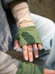Celtic & Co. Green Cashmere Fingerless Center Split Gloves - Image 1 of 7