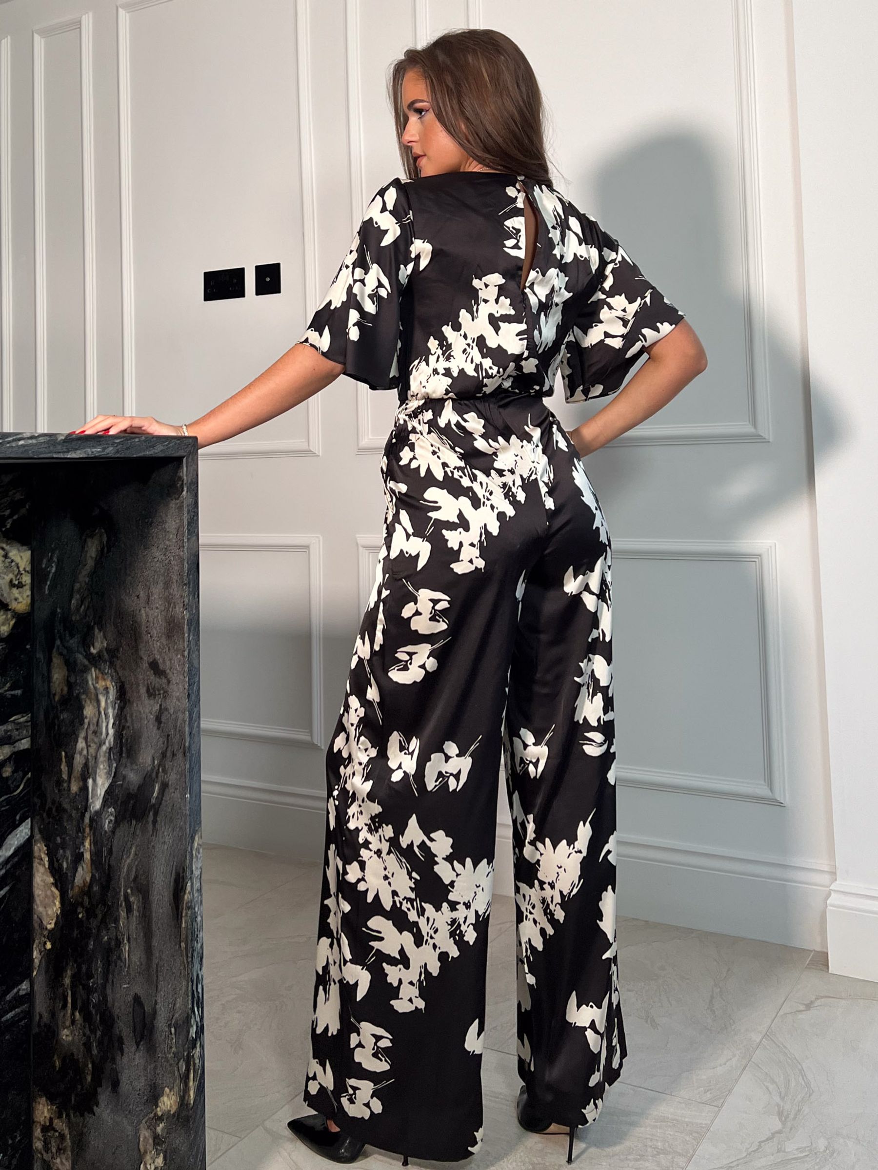 Black and white floral jumpsuit new arrivals