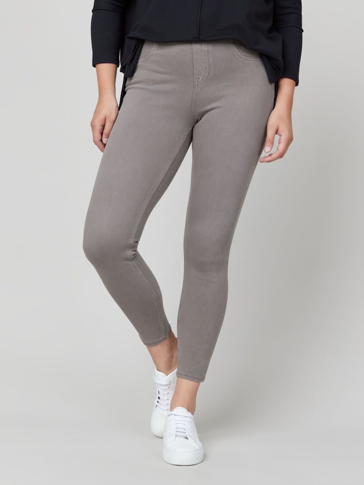 Obcisłe jegginsy modelujące sylwetkę Spanx® Medium Jeans Ish o obcisłym kroju, w 100% z bawełny - Image 3 of 4