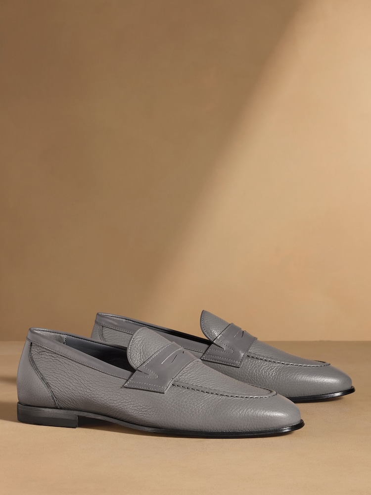 رمادي - حذاء سهل اللبس Skelton بلا أربطة من Russell & Bromley - صورة 1 من 7 رمادي - حذاء سهل اللبس Skelton بلا أربطة من Russell & Bromley - صورة 1 من 7