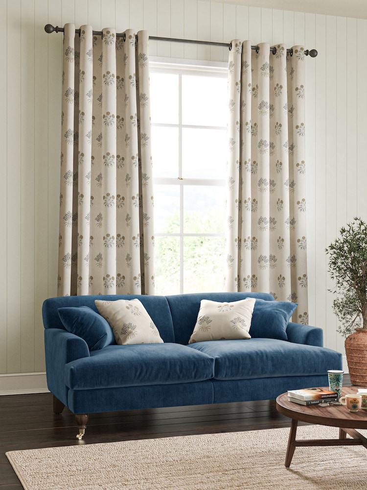 William Morris At Home Natural Lily Flower Embroidery Made to Measure Curtains - Image 2 of 9