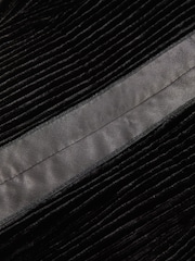 Reiss Livia Velvet Pleat Detail Mini платья - Изображение 6 из 6