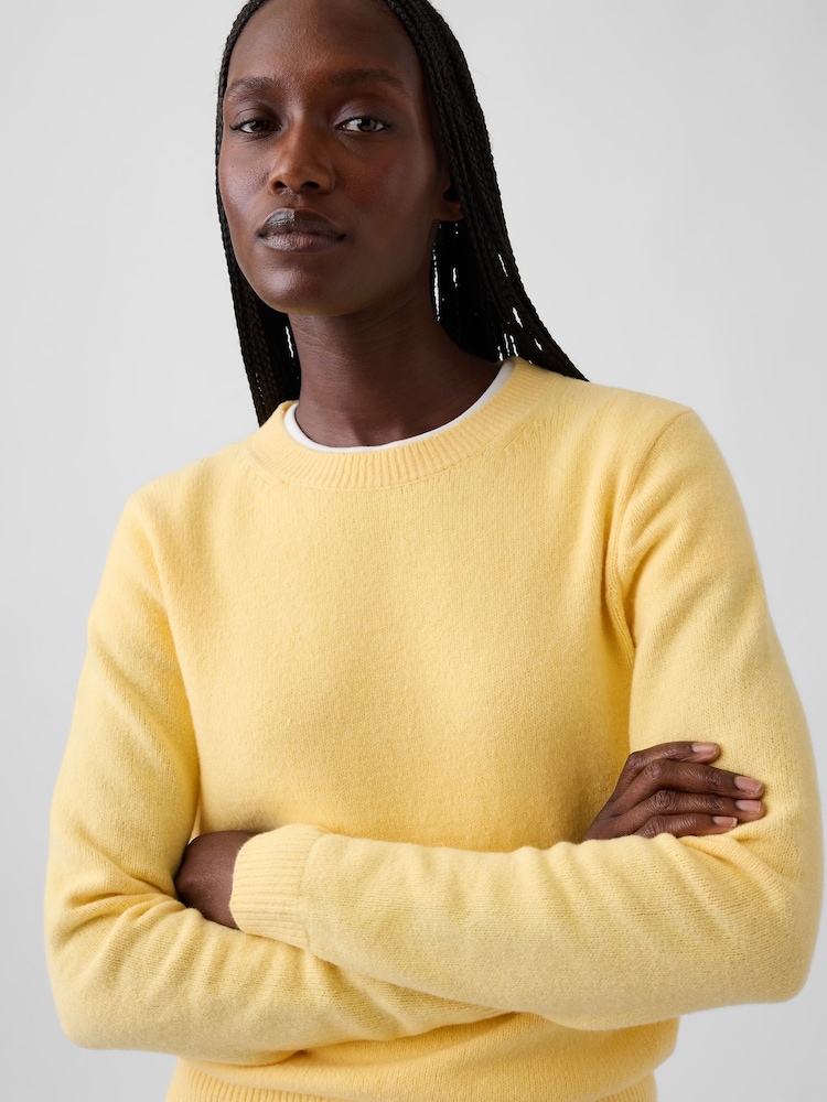 Gap Yellow CashSoft Crew Jumper - Image 4 of 4 Gap Yellow CashSoft Crew Jumper - Image 4 of 4