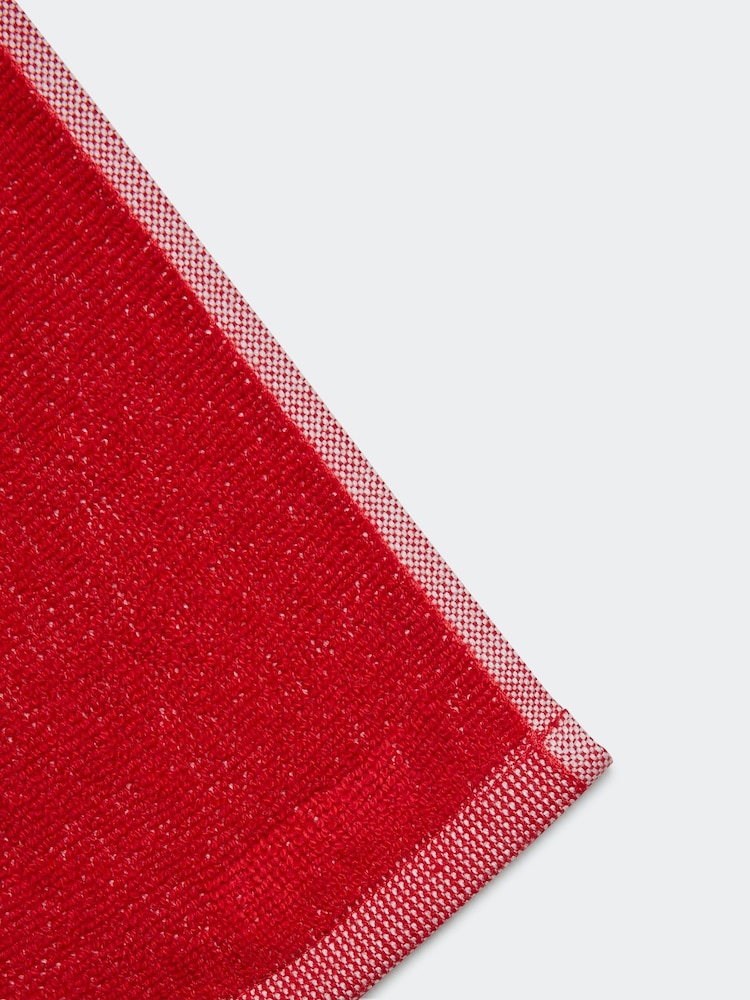 adidas Red Small Towel - Image 3 of 3