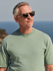 Salbeigrün - Strick-T-Shirt mit normaler Passform - Bild 1 von 5