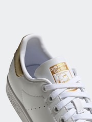 adidas Originals White/Gold Stan Smith Trainers - Image 8 of 9