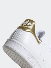 adidas Originals White/Gold Stan Smith Trainers - Image 9 of 9