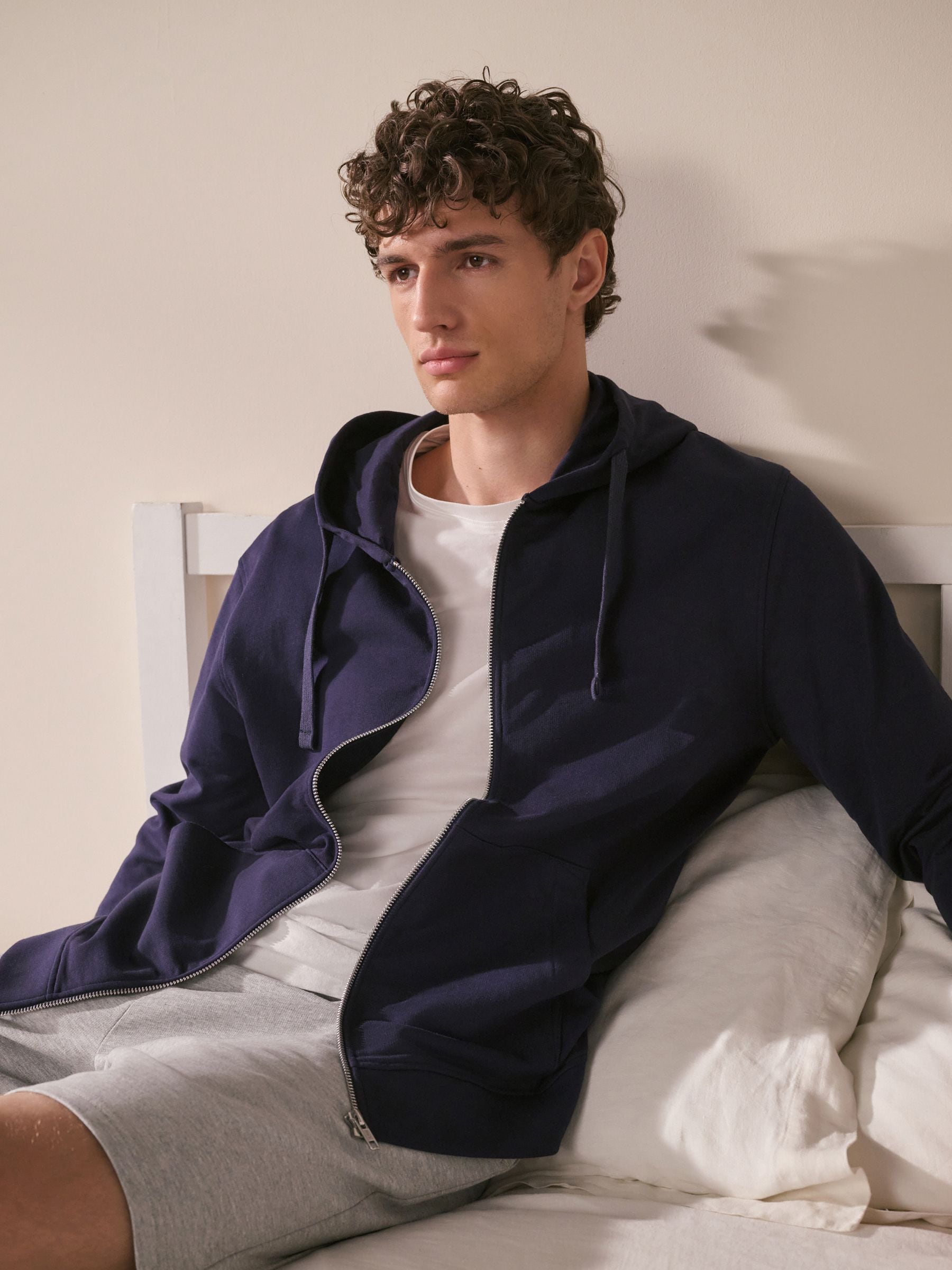 Lightweight zip up sweatshirt 2025