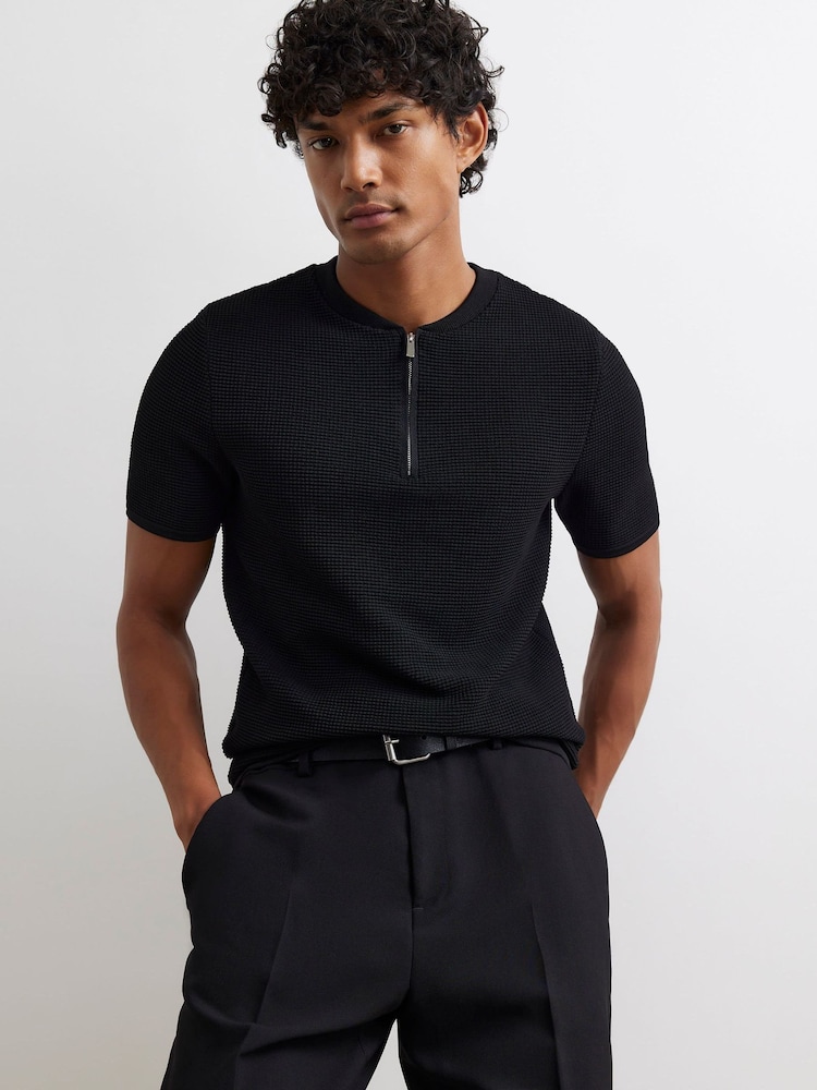 River Island Muscle Fit Textured Henley Polo Shirt - صورة 1 من 4