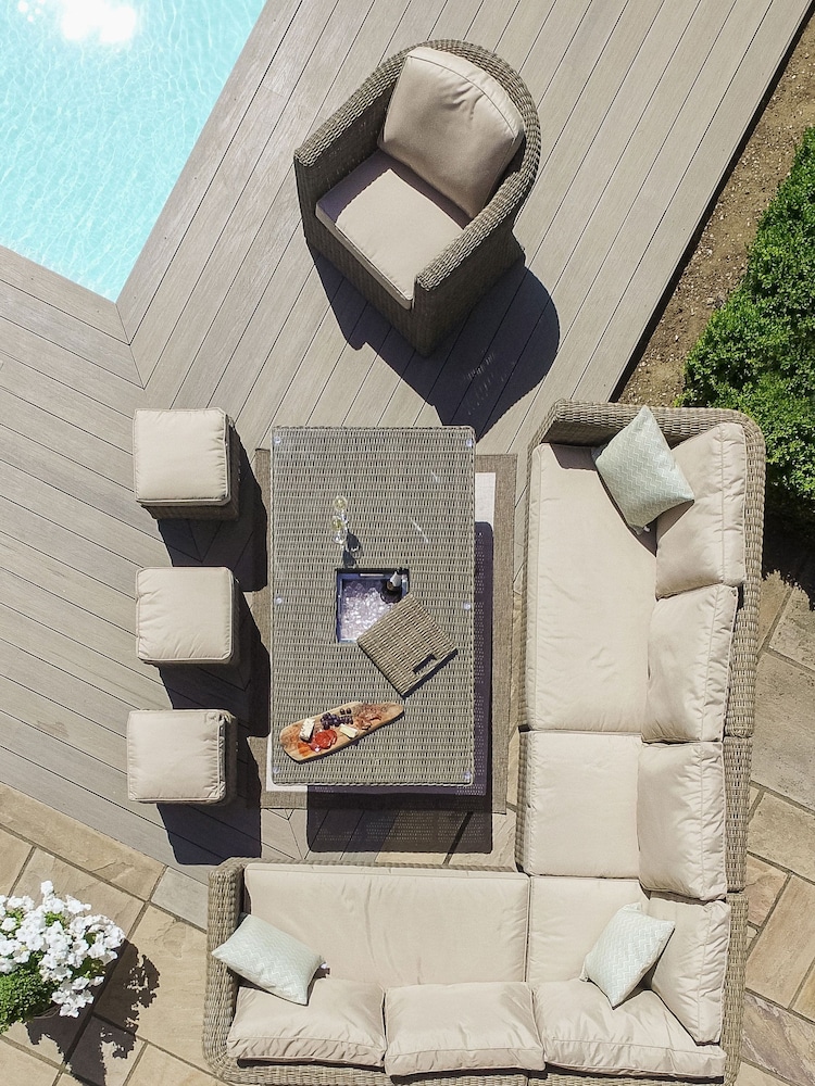 Maze Natural Garden The Winchester Deluxe Corner Dining With Rising Table - Image 1 of 5