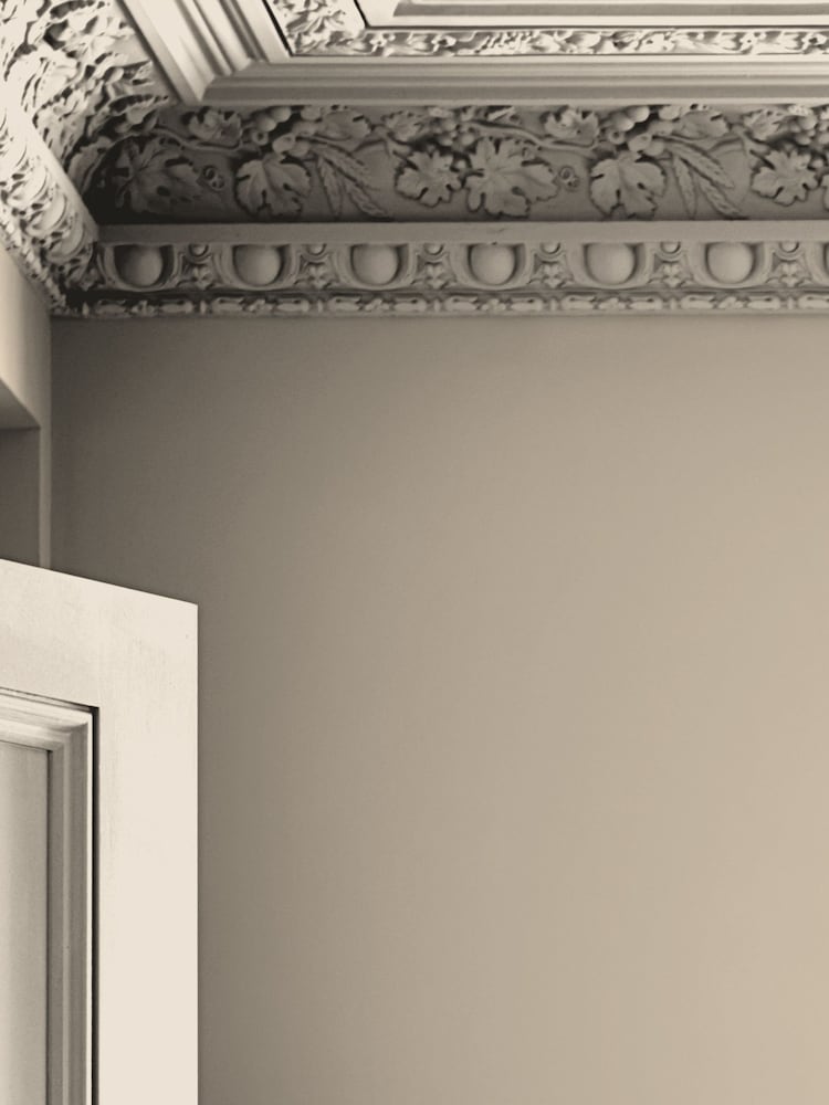Laura Ashley Beige Linen Matt Emulsion 5LT Paint - Image 2 of 4