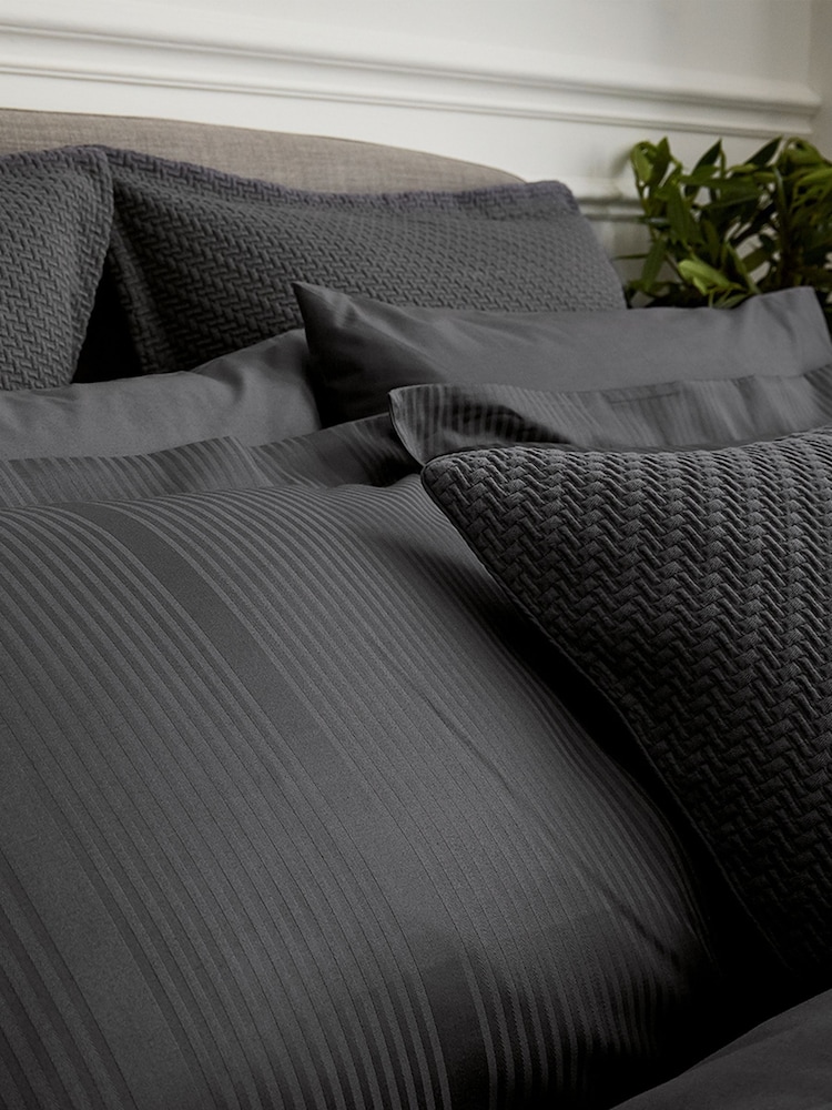 Bedeck Of Belfast Charcoal Grey 300 Thread Count 100% Cotton Mansa Oxford Pillowcase - Image 4 of 4