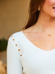 Sosandar Cream Eyelet Detail V-Neck Jumper - Image 5 of 5