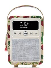 View Quest Red Emma Bridgewater Strawberries VQ Monty DAB Radio - Image 2 of 4