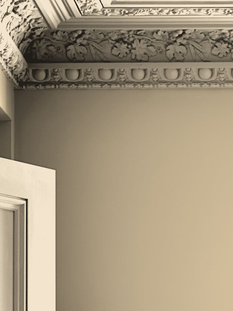 Laura Ashley Pale Gold Yellow Matt Emulsion 5LT Paint - Image 2 of 4