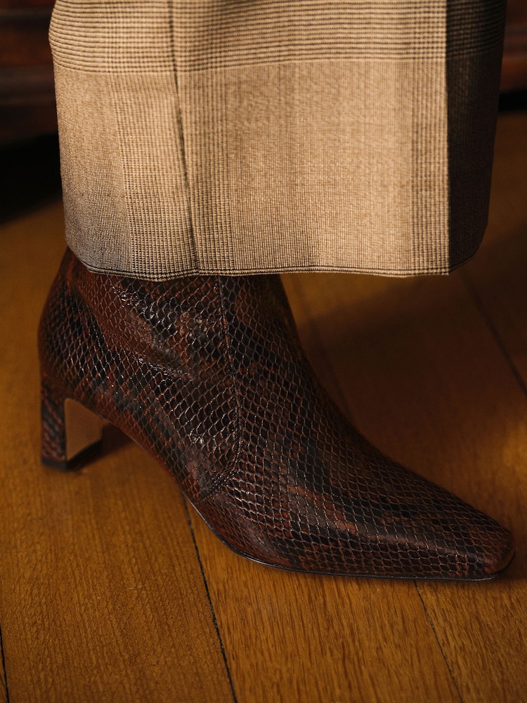 Russell & Bromley Brown Snake Malpas High Ankle Heeled Boots - Image 2 of 5 Russell & Bromley Brown Snake Malpas High Ankle Heeled Boots - Image 2 of 5