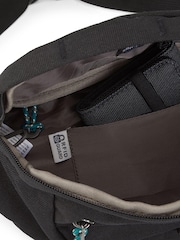 Craghoppers Black 1.5L Kiwi Bum Bag - Image 6 of 6