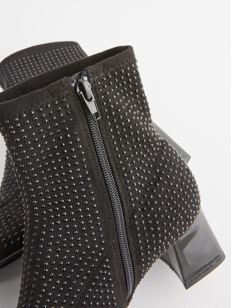 Schwarz - Forever Comfort® Stiefeletten mit eckiger Zehenpartie und Strassbesatz - Bild 1 von 1 Schwarz - Forever Comfort® Stiefeletten mit eckiger Zehenpartie und Strassbesatz - Bild 1 von 1