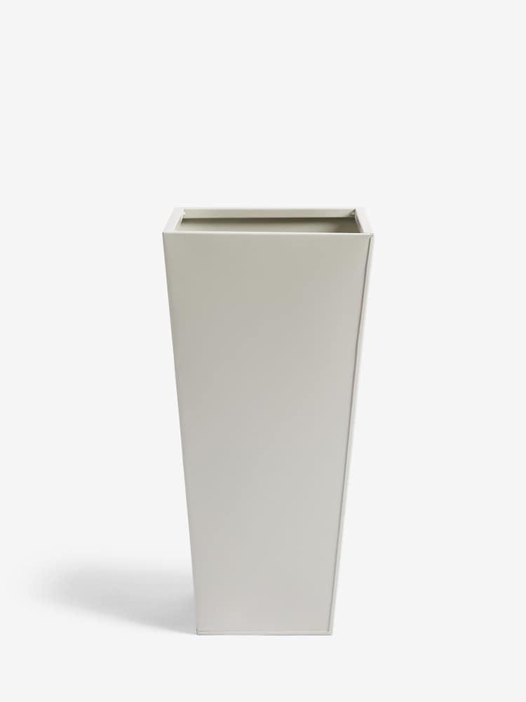 Set of 2 Grey Metal All Weather Plant Pot - Image 2 of 4