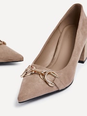 Linzi Beige Jules Court Heels with Pointed Toe - Image 4 of 5