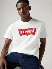 Levi's® White Standard Housemark 100% Cotton T-Shirt - Image 3 of 4