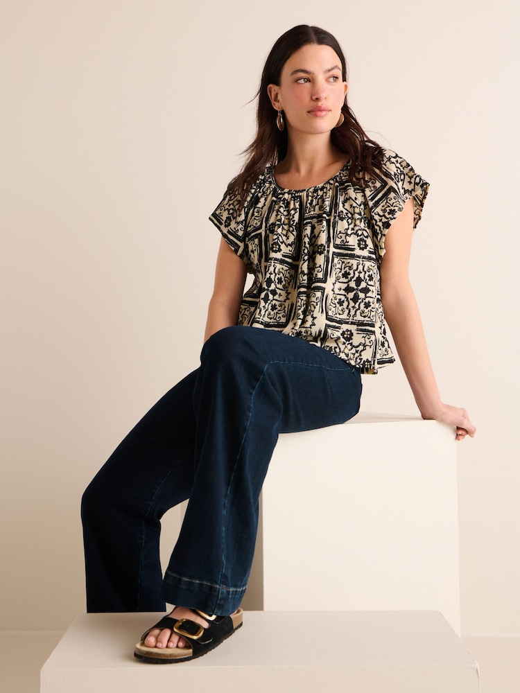 Mono Tile Print Textured Flutter Sleeve Top - Image 2 of 6