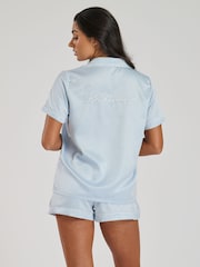 Loungeable Bridesmaid Set aus Satinhemd und Shorts mit Stickerei - Bild 2 von 5