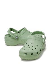 Зеленый - Crocs классические сабо на платформе - Изображение 3 из 4