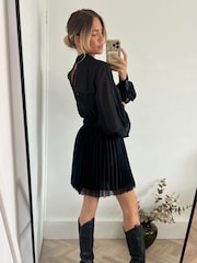 Style Cheat Black Mia High Neck Pleated Mini Dress - Image 4 of 4