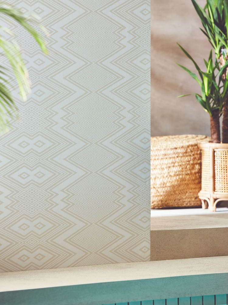 Harlequin White Ankara 10.05M Wallpaper - Image 1 of 3