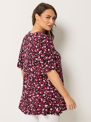 Yours Curve Black/Red Pleated Front Swing Top - Image 3 of 5