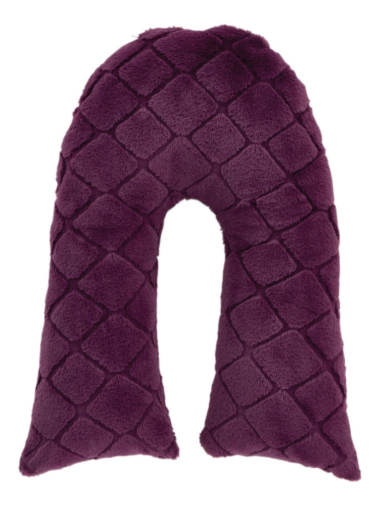 Catherine Lansfield Cosy and Soft Diamond Fleece V-Shaped Cushion - Image 3 of 3
