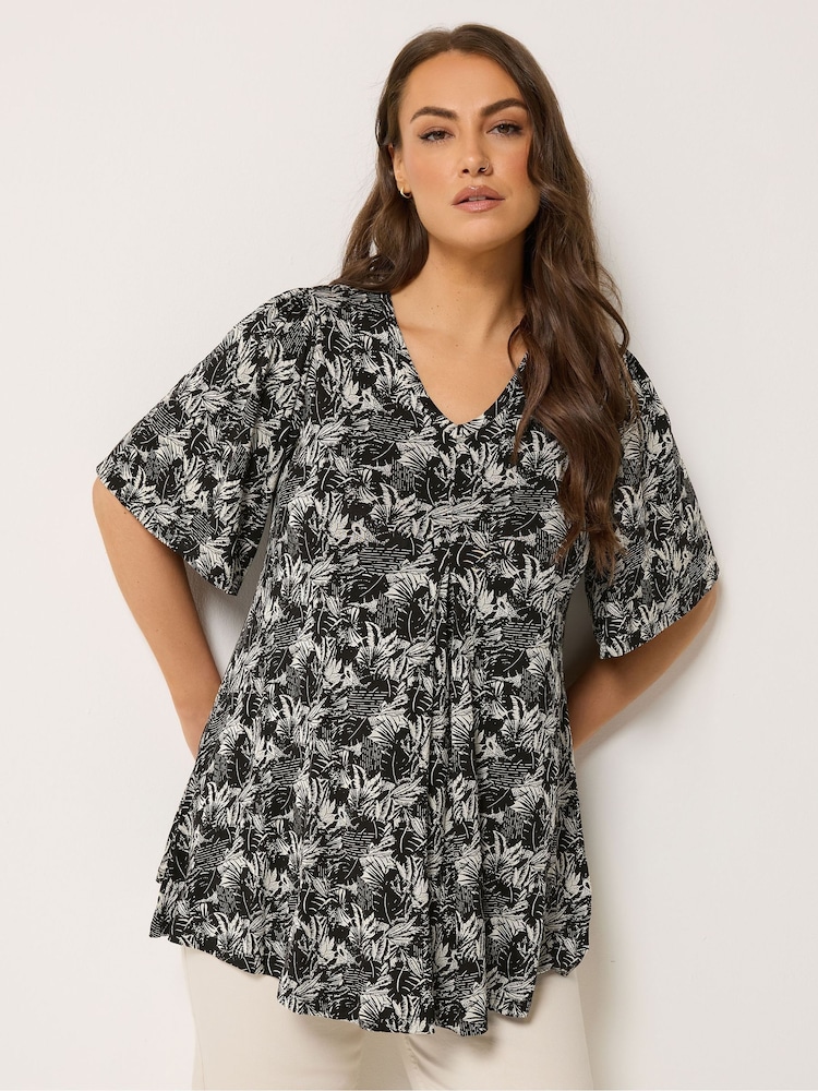 Yours Curve Black Pleated Front Swing Top - Image 1 of 4 Yours Curve Black Pleated Front Swing Top - Image 1 of 4