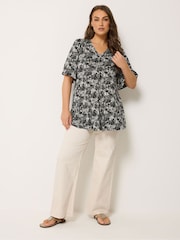 Yours Curve Black Pleated Front Swing Top - Image 2 of 4