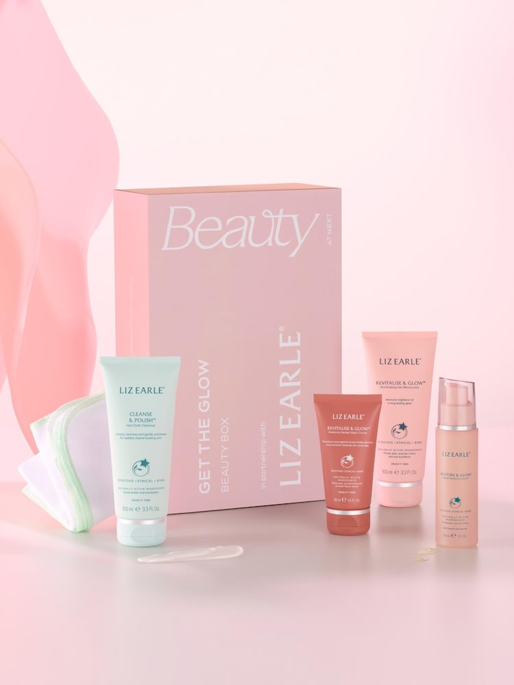 Liz Earle Get The Glow Beauty Box (Worth £140.50) - Image 1 of 3 Liz Earle Get The Glow Beauty Box (Worth £140.50) - Image 1 of 3