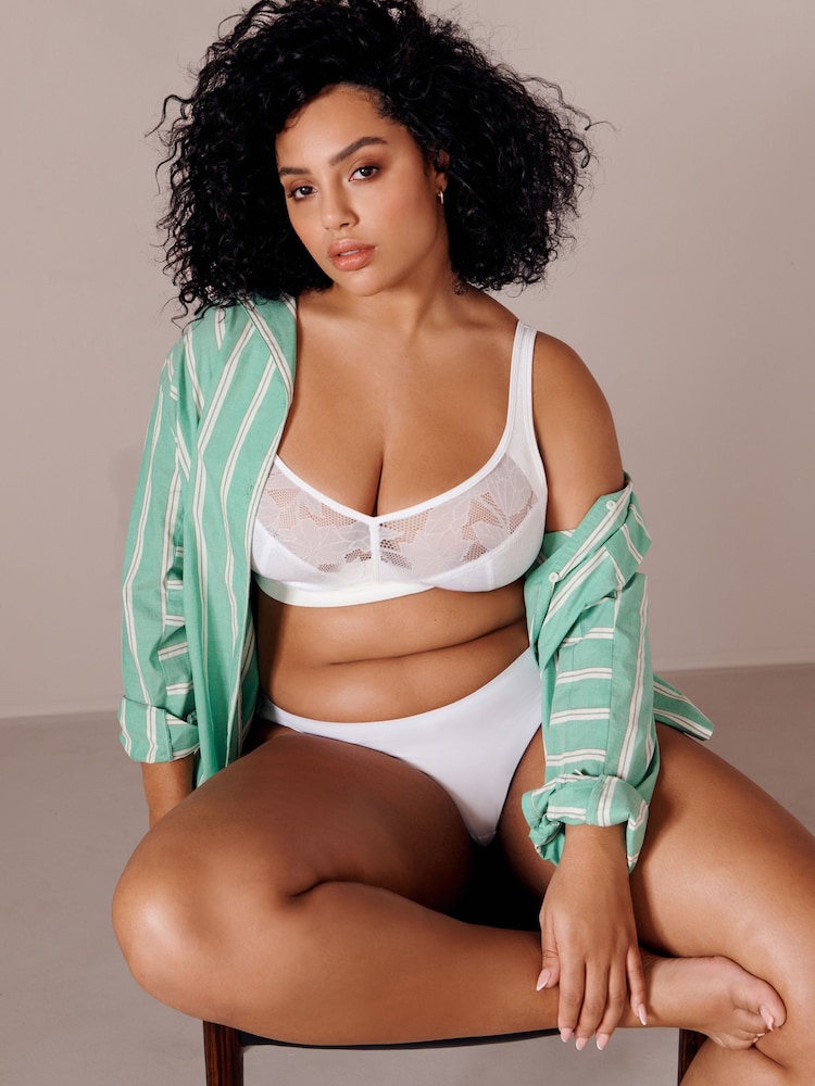 White F-K Ultimate Support Hidden Interlock Lace Non Wire Bra - Image 2 of 6