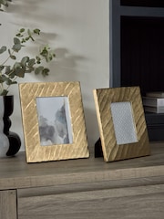 Gold Metal Etched Photo Frame - Image 2 of 5