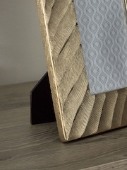 Gold Metal Etched Photo Frame - Image 3 of 5