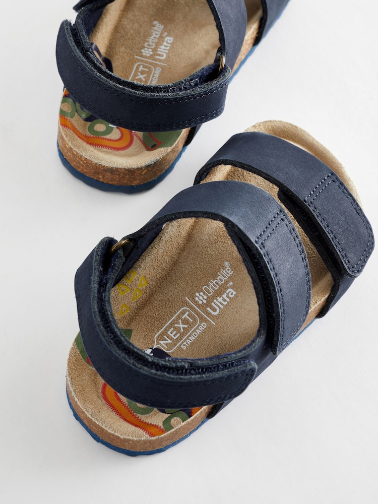 Marineblau - Sandalen aus Leder mit Korkfußbett und Klettverschluss - Bild 6 von 6 Marineblau - Sandalen aus Leder mit Korkfußbett und Klettverschluss - Bild 6 von 6